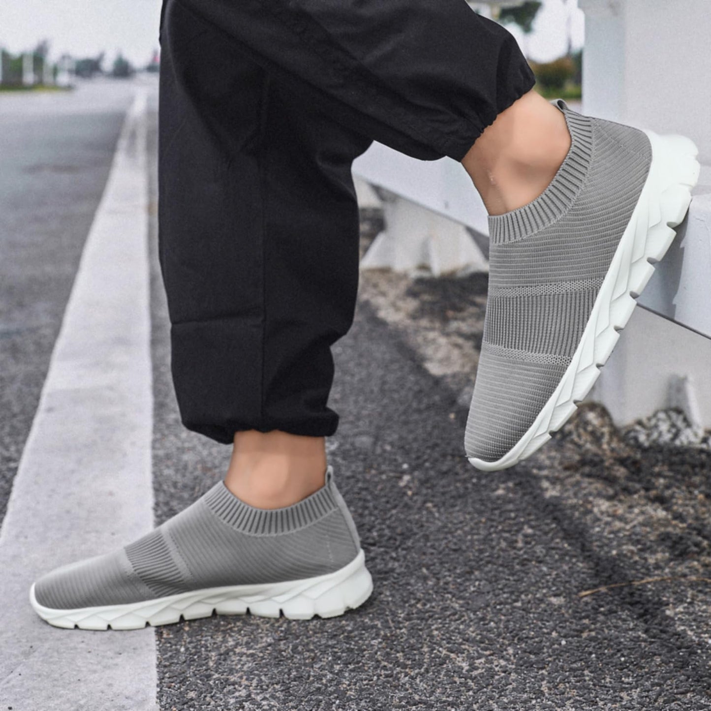 Men’s Slip-On Running Shoes – Lightweight Breathable Athletic Sneakers