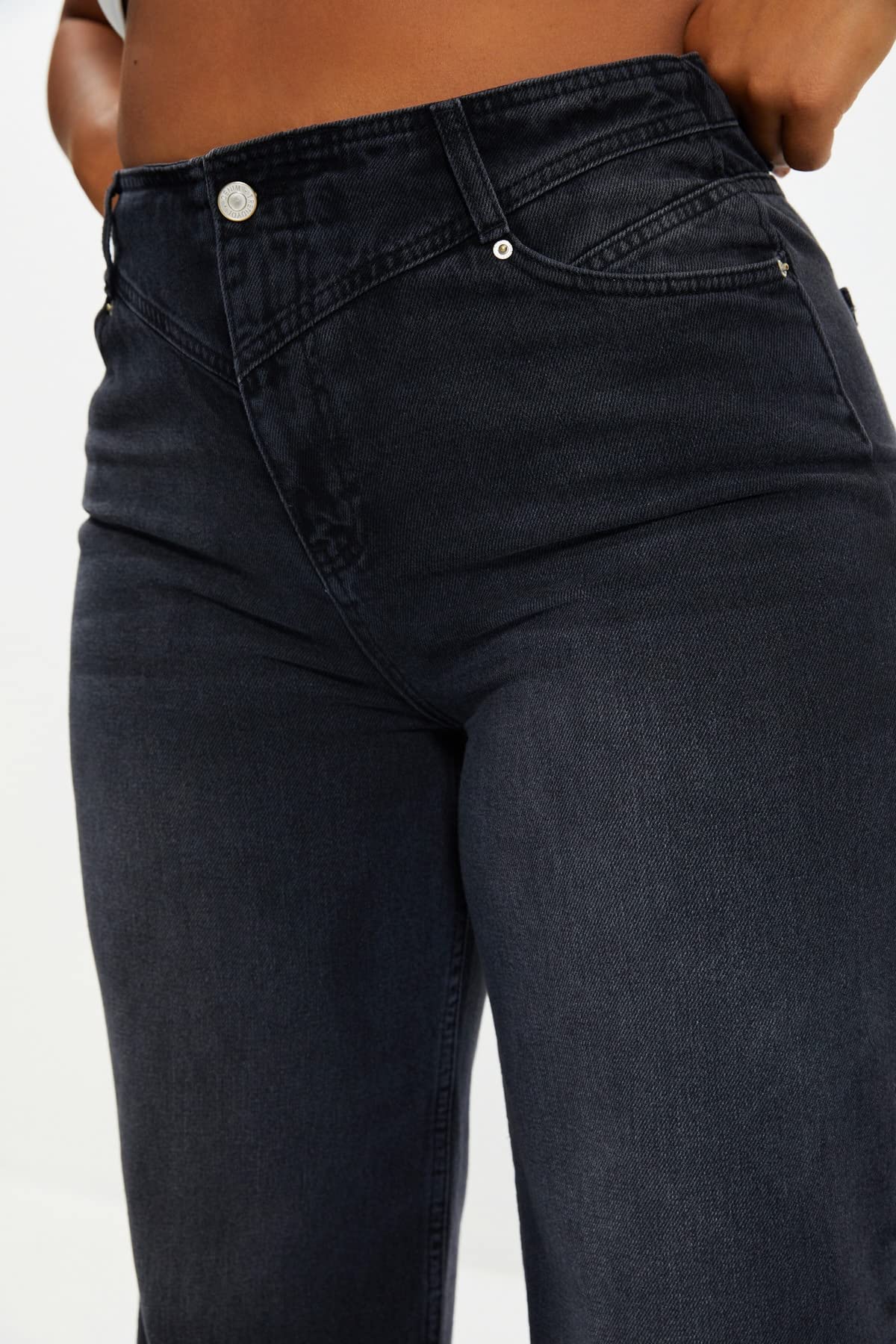 Trendyol Women’s 90s High Waist Wide Leg Jeans – 100% Cotton, Casual Fit
