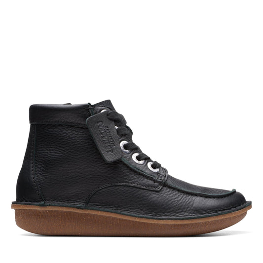 Clarks Women’s Funny Cedar Fashion Boots